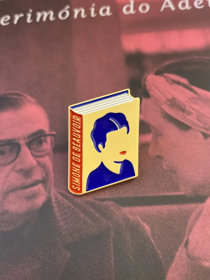PIN A BOOK TO WEAR - SIMONE DE BEAUVOIR