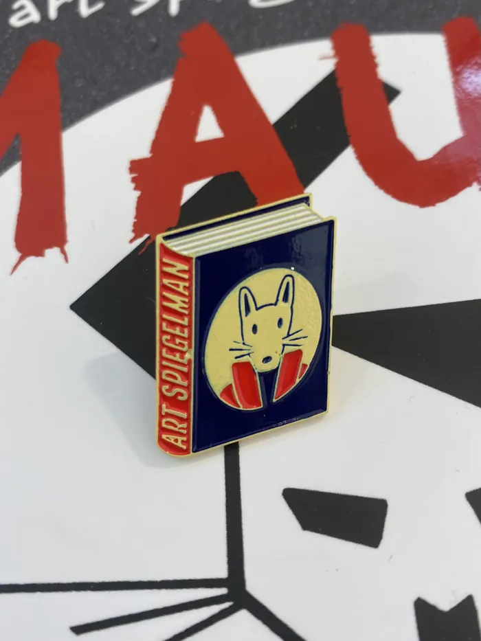 PIN A BOOK TO WEAR - ART SPIEGELMAN